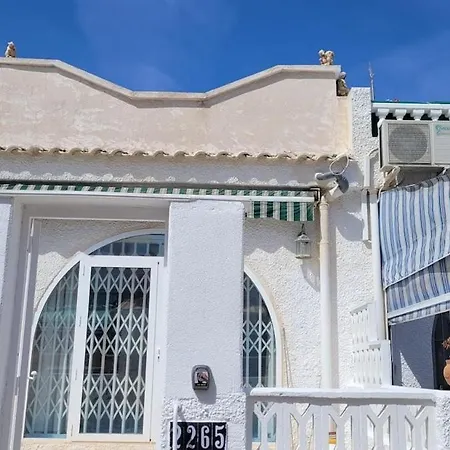 Maison Torrevieja Σπίτι διακοπών Los Montesinos